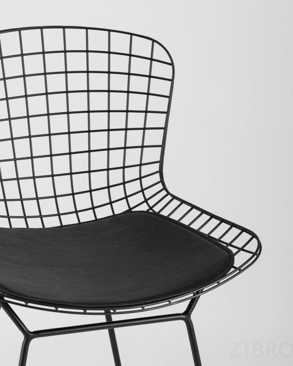 Стул полубарный с низкой спинкой Bertoia черный металл с черной подушкой из экокожи