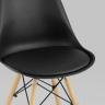 Стул Eames Soft черный обеденный сиденье экокожа ножки из массива бука