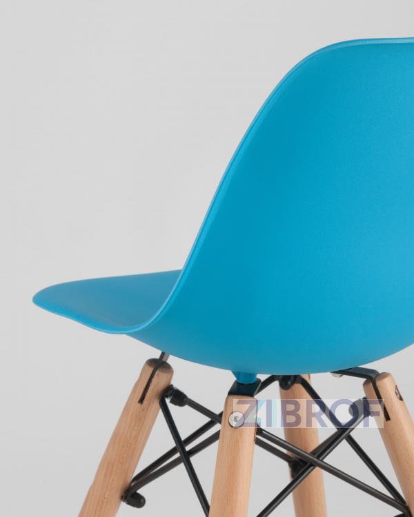 Комплект мебели детский стол Eames белый, 3 стула голубые