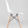 Eames D80 черный, 4 стула Eames DSW белые