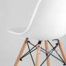 Eames D80 черный, 4 стула Eames DSW белые